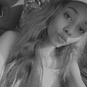 Meet your Posher, Aida nicole